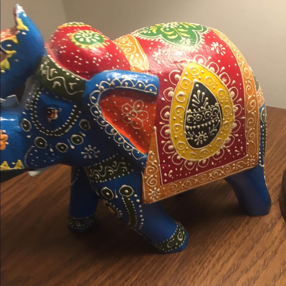 Elephant statue - Picture 4 of 7